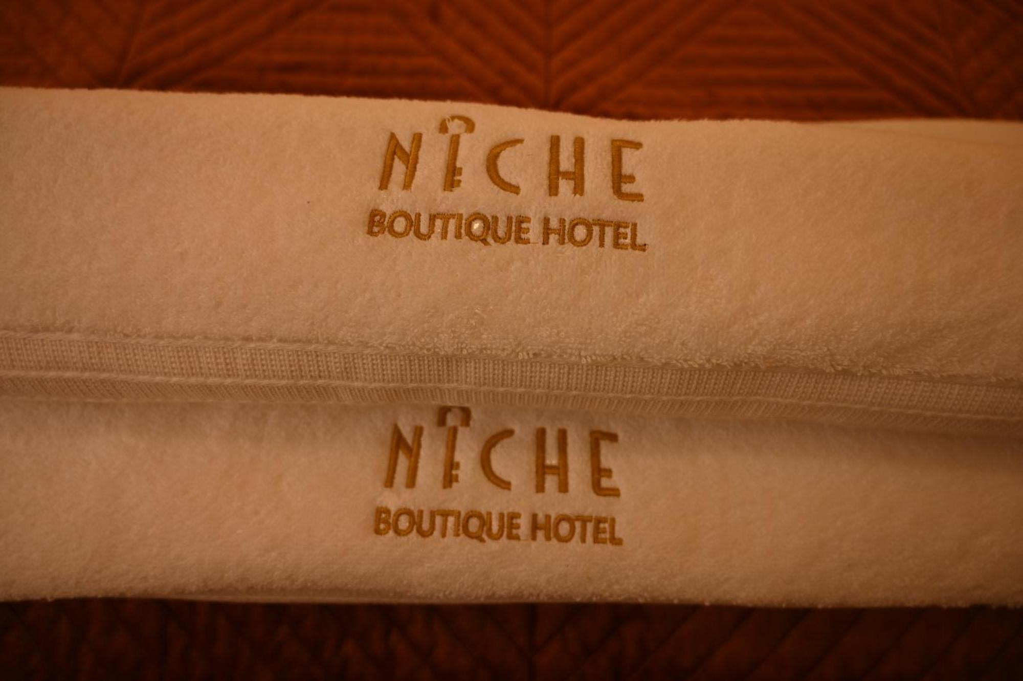Niche Boutique Hotel Тирана Екстериор снимка