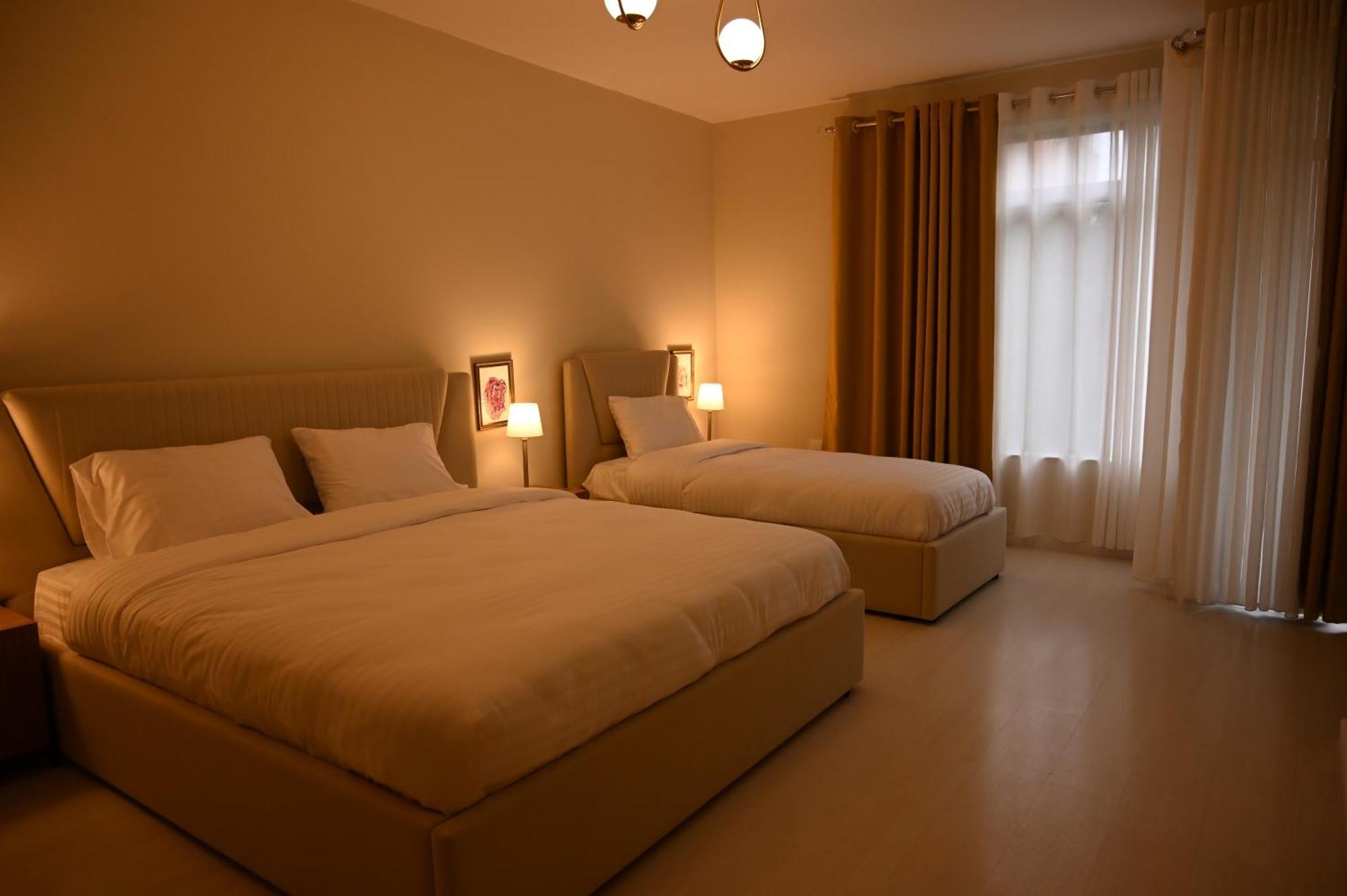 Niche Boutique Hotel Тирана Екстериор снимка